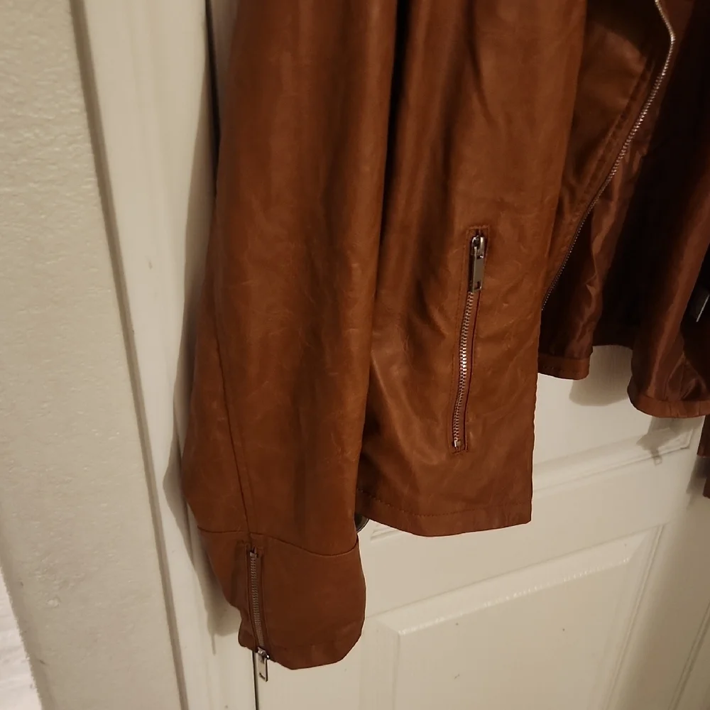 Lovesick Faux Leather Moto Jacket 🏍💨🔥 - Picture 10 of 11